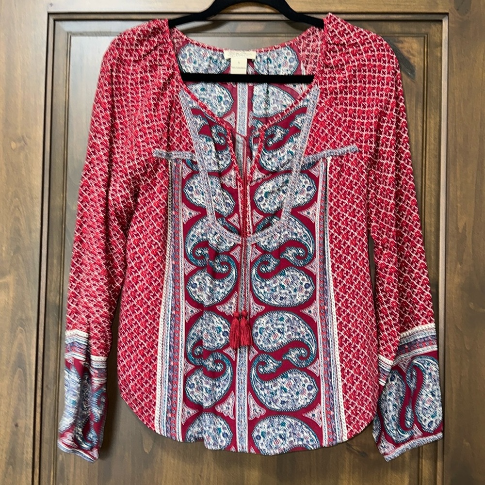 Lucky Brand women’s boho style shirt, size small. Red multi color
